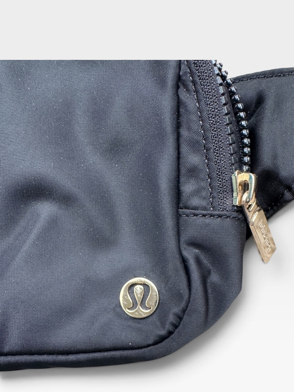 Lululemon Everywhere Belt Bag Black Gold Hardware - Picture 2 of 7